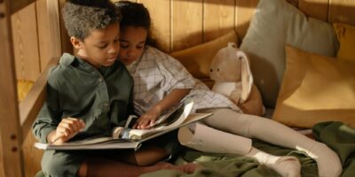 8 Fascinating Ways to Ignite Your Kids’ Love for Reading at the Start of the Homeschool School Year